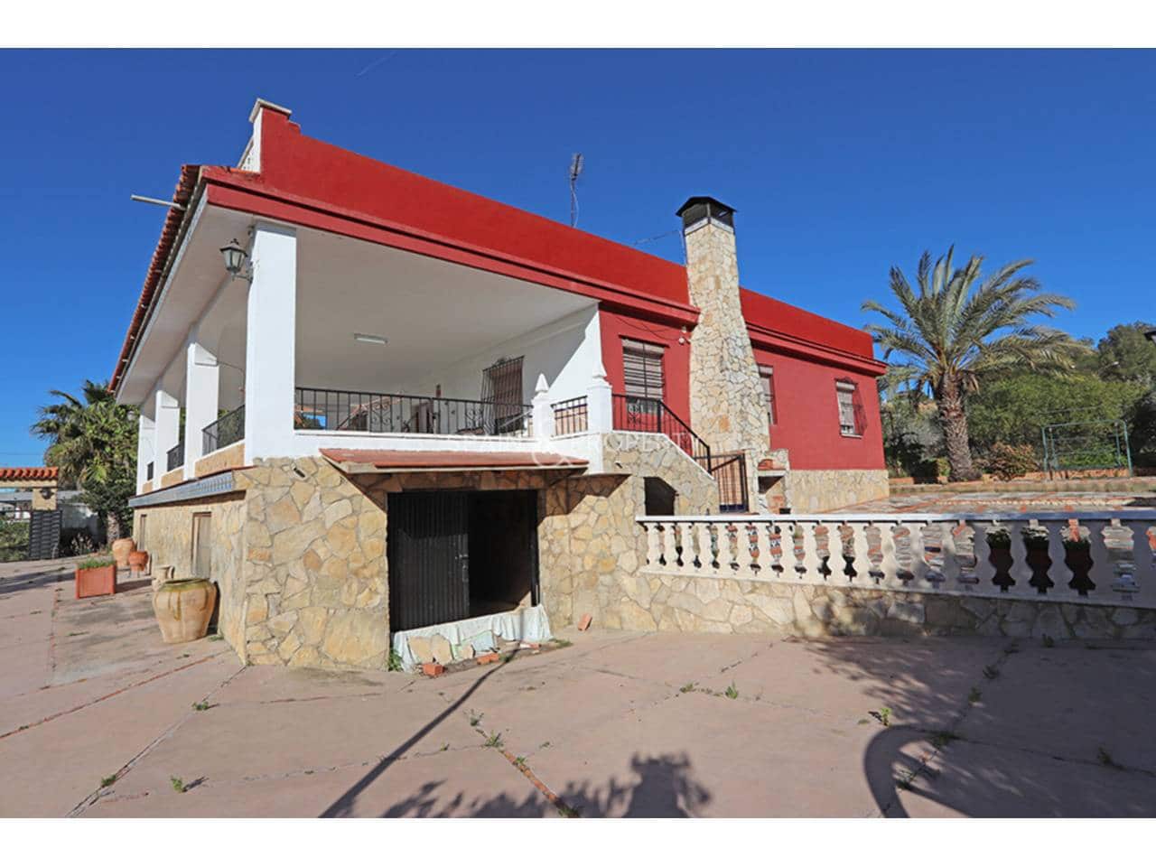 4 slaapkamer Villa te koop in Montserrat met zwembad garage - € 269.999 (Ref: 9679372)