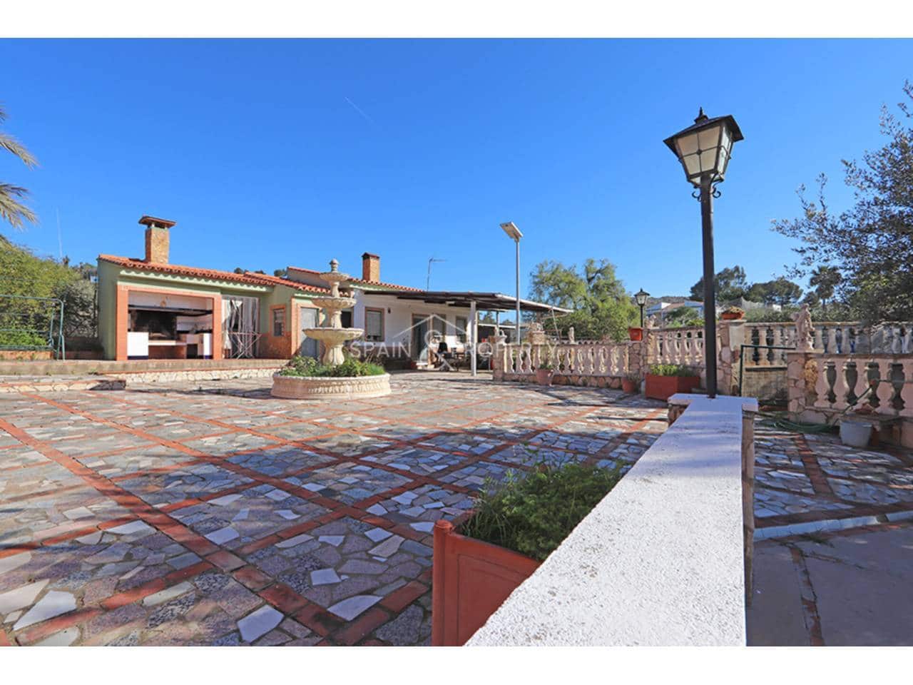 4 slaapkamer Villa te koop in Montserrat met zwembad garage - € 269.999 (Ref: 9679372)