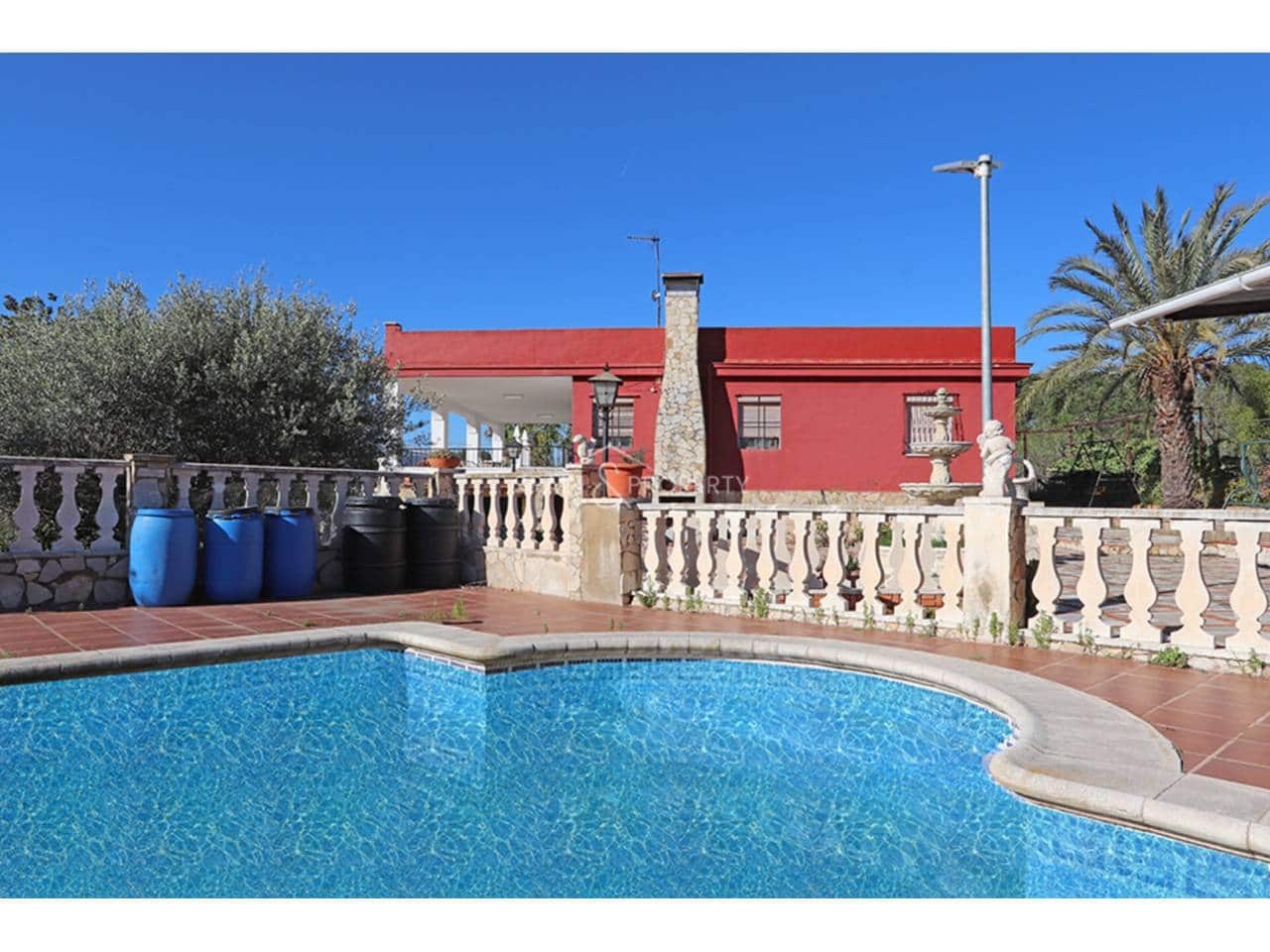 4 slaapkamer Villa te koop in Montserrat met zwembad garage - € 269.999 (Ref: 9679372)