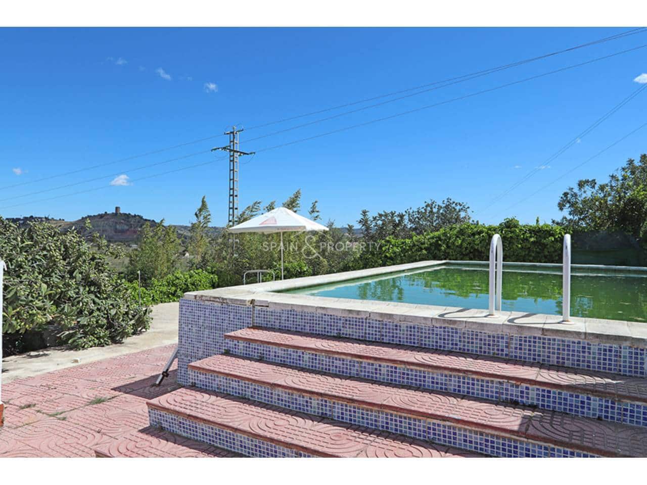 3 bedroom Villa for sale in Montroy with pool garage - € 169,000 (Ref: 9741445)