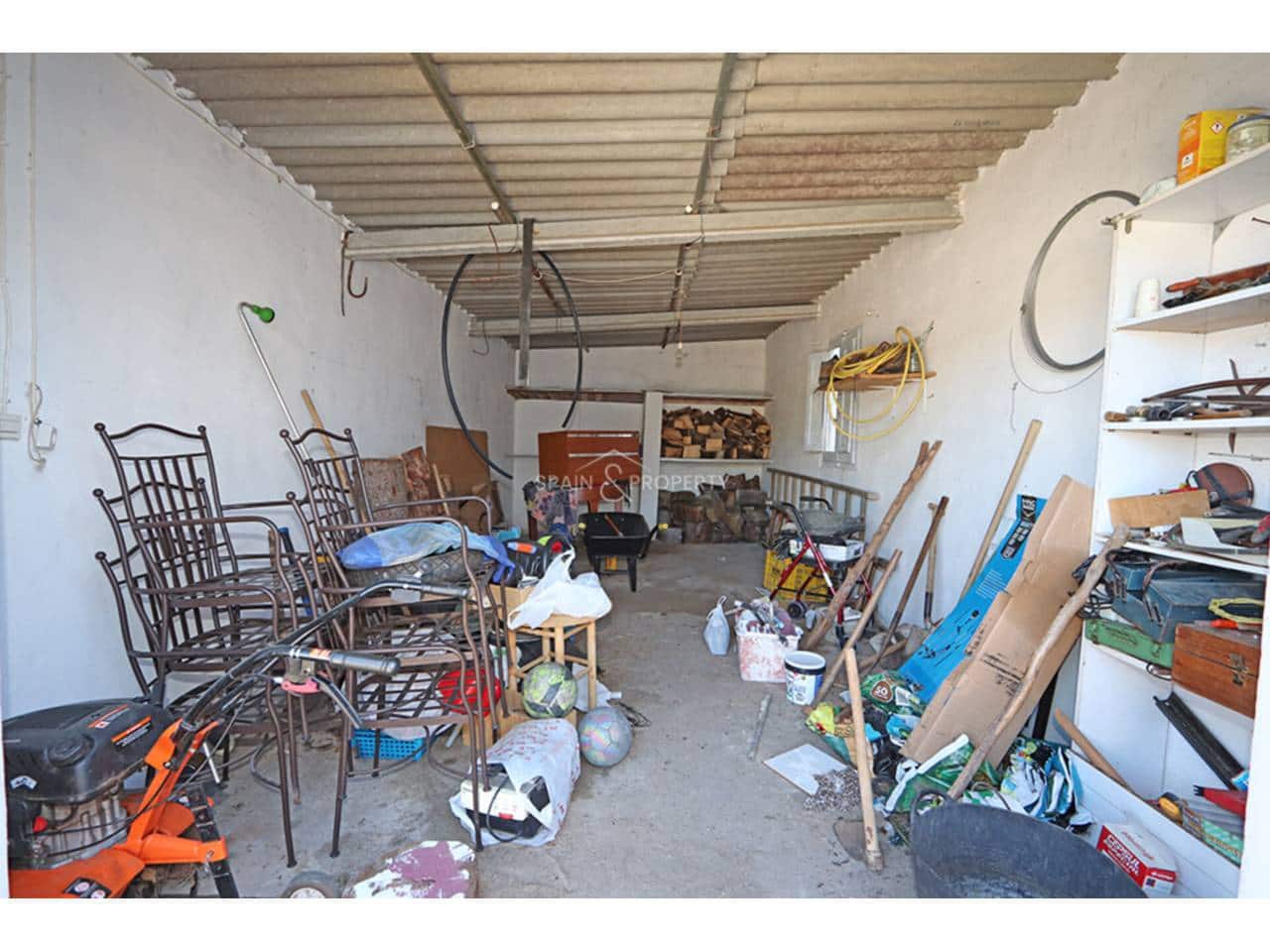 3 bedroom Villa for sale in Montroy with pool garage - € 169,000 (Ref: 9741445)