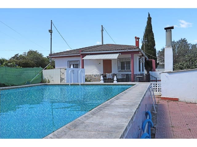 3 bedroom Villa for sale in Montroy with pool garage - € 169,000 (Ref: 9741445)