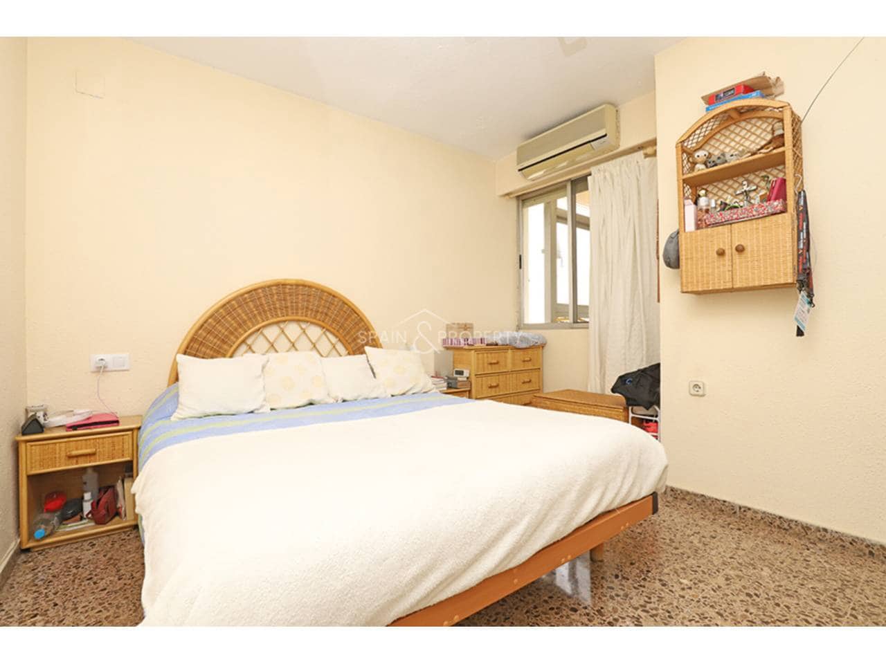 4 slaapkamer Flat te koop in Valencia stad met garage - € 339.000 (Ref: 9758316)