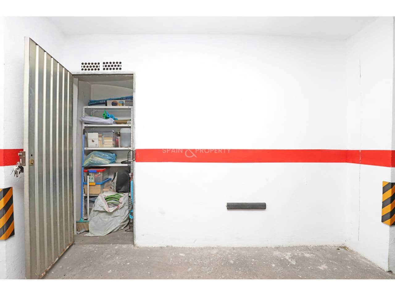 4 slaapkamer Flat te koop in Valencia stad met garage - € 339.000 (Ref: 9758316)