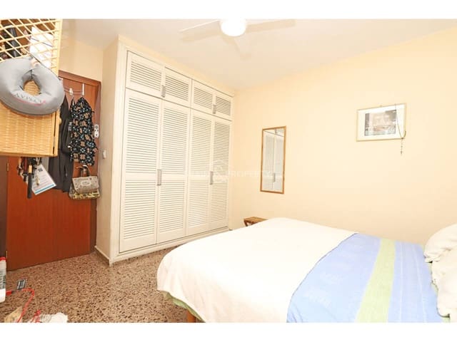 4 slaapkamer Flat te koop in Valencia stad met garage - € 339.000 (Ref: 9758316)