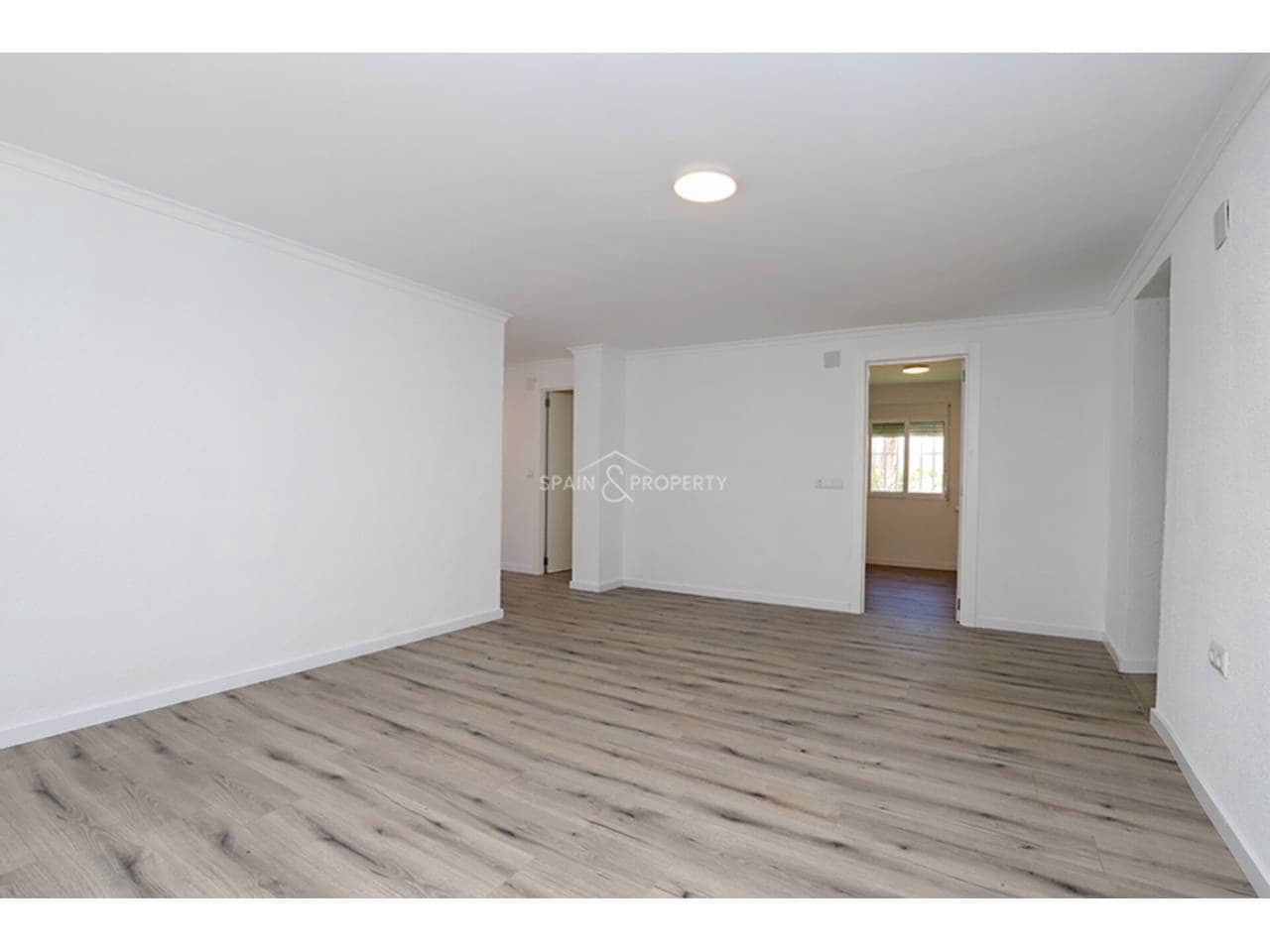 3 camera da letto Villa in vendita in Montroy con piscina garage - 210.000 € (Rif: 9777297)