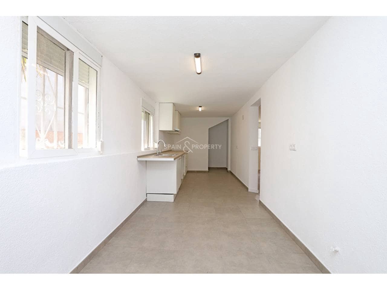 3 camera da letto Villa in vendita in Montroy con piscina garage - 210.000 € (Rif: 9777297)