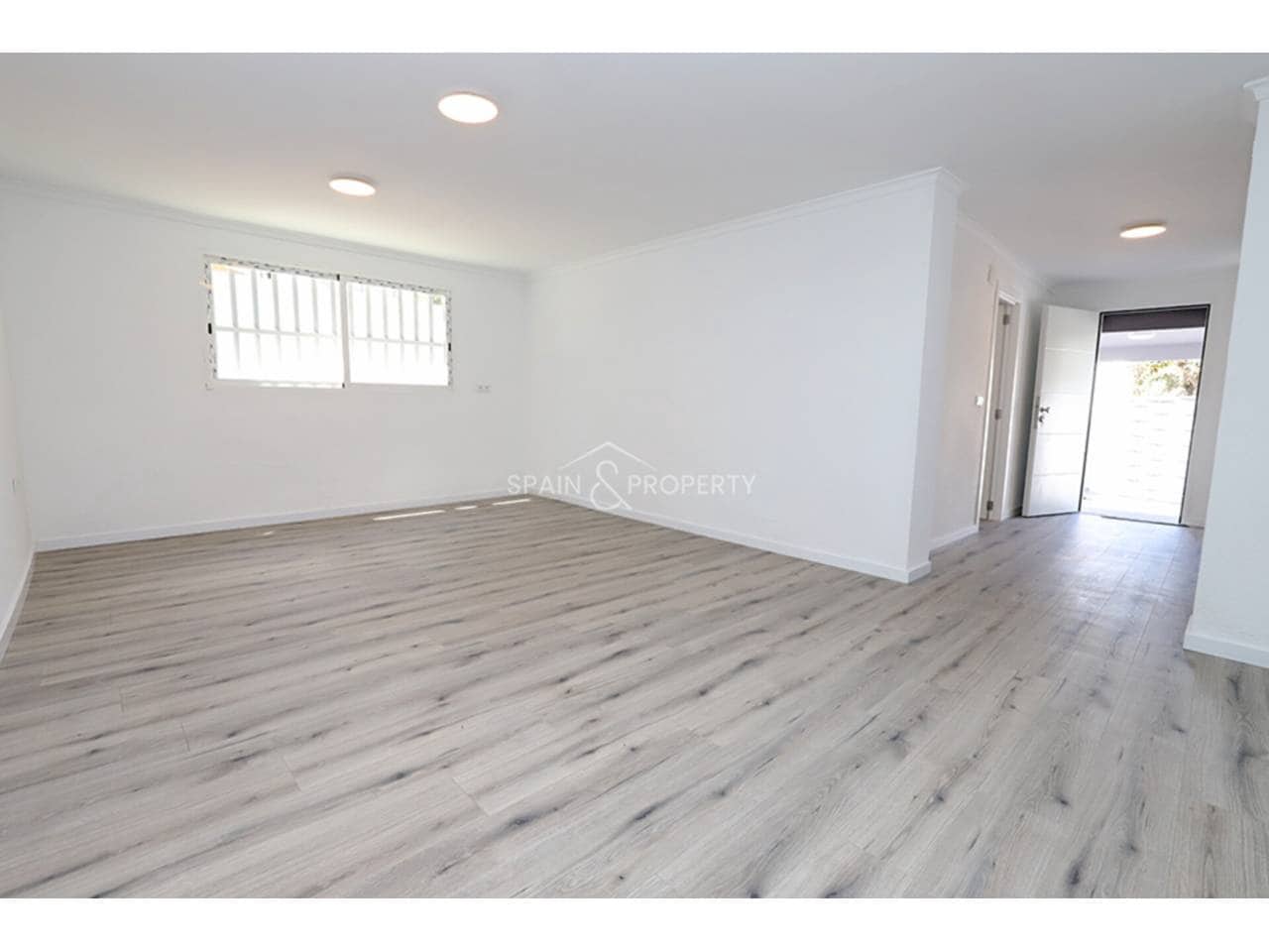 3 camera da letto Villa in vendita in Montroy con piscina garage - 210.000 € (Rif: 9777297)