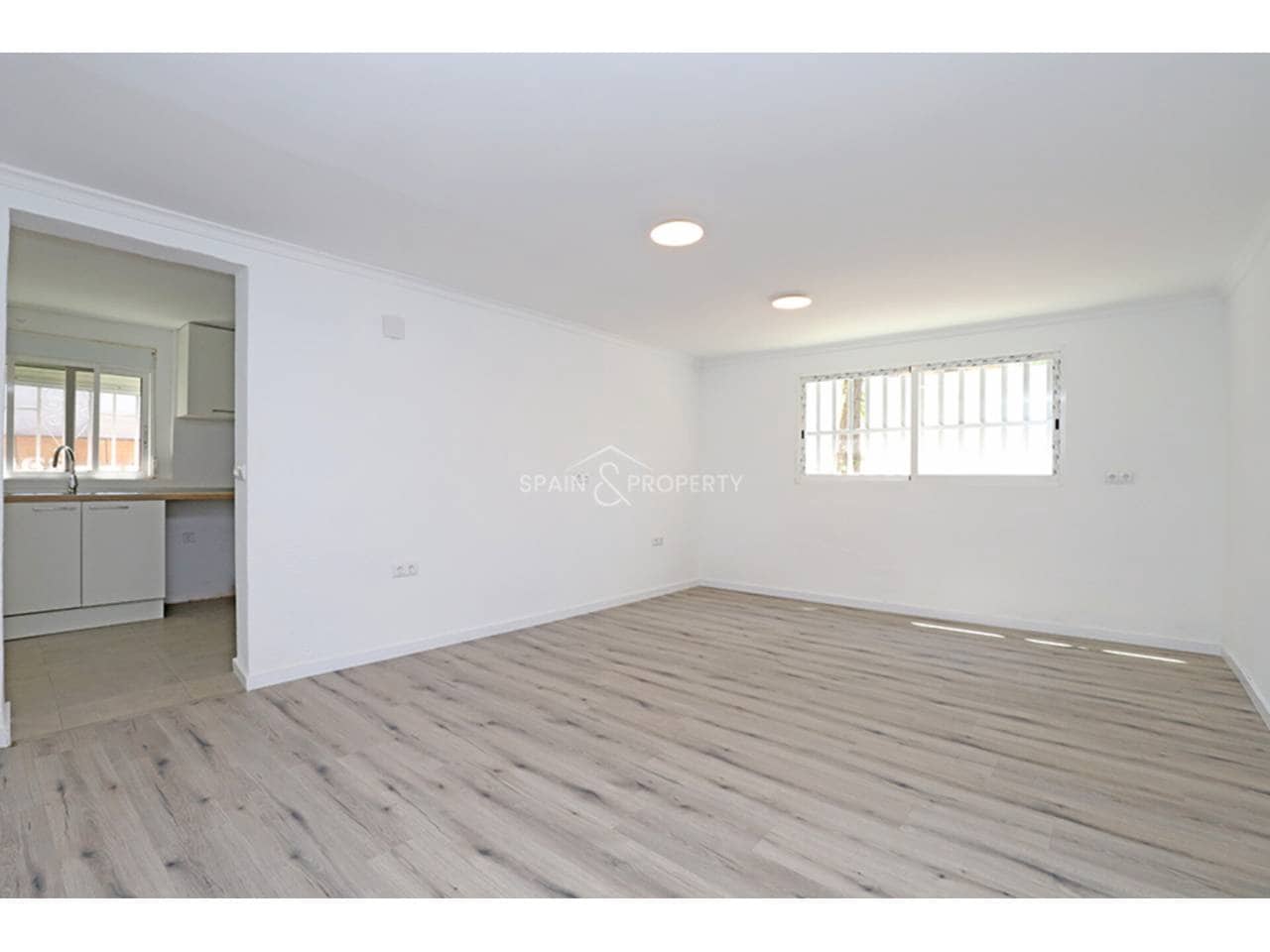 3 camera da letto Villa in vendita in Montroy con piscina garage - 210.000 € (Rif: 9777297)