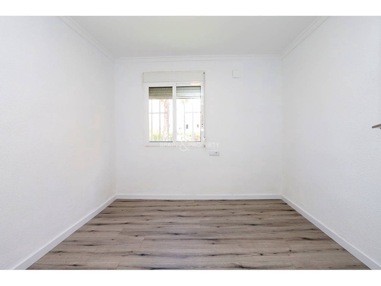 3 camera da letto Villa in vendita in Montroy con piscina garage - 210.000 € (Rif: 9777297)