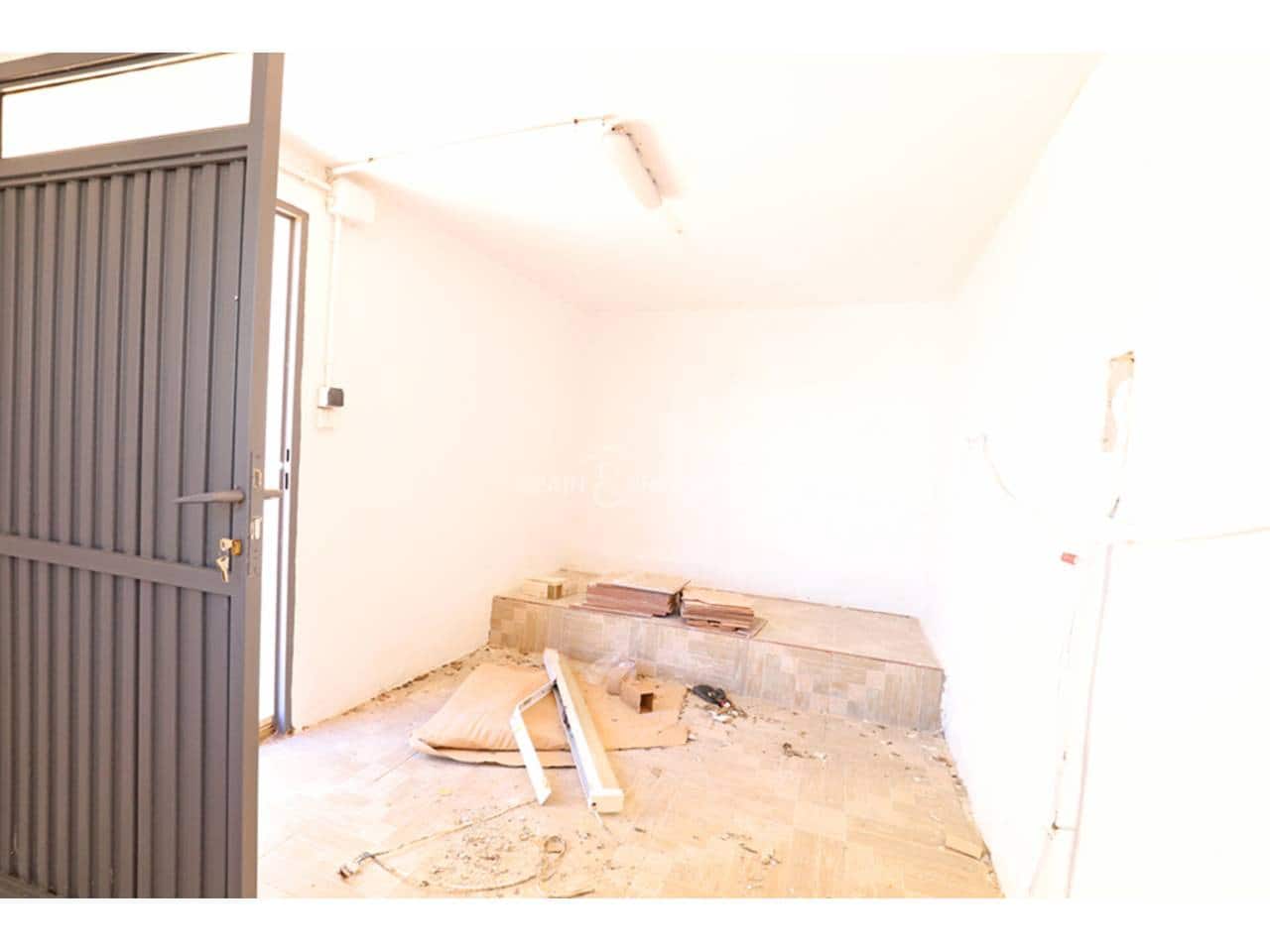3 camera da letto Villa in vendita in Montroy con piscina garage - 210.000 € (Rif: 9777297)