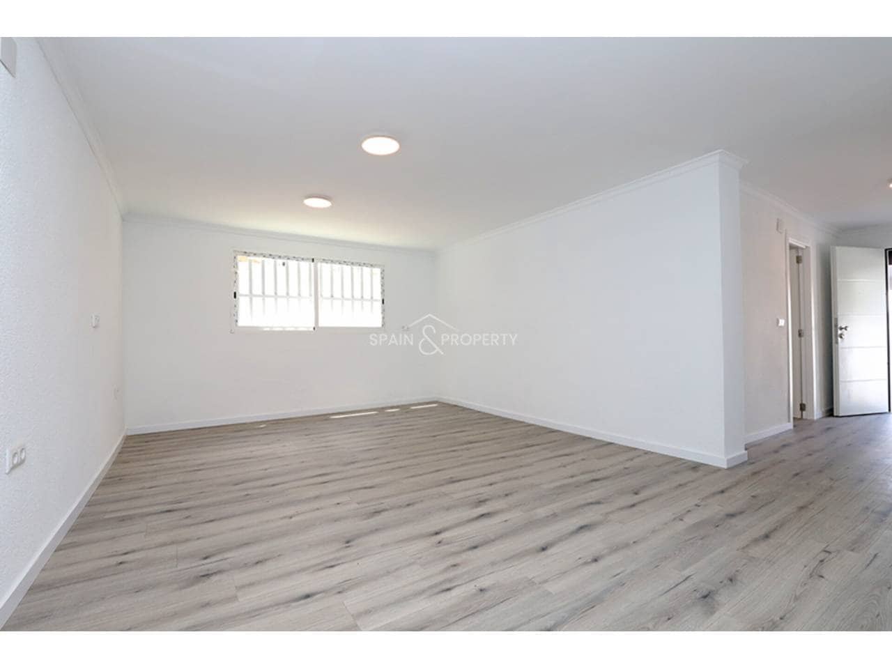 3 camera da letto Villa in vendita in Montroy con piscina garage - 210.000 € (Rif: 9777297)