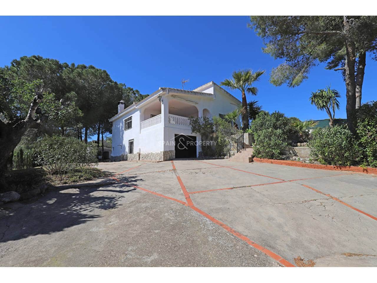 Chalet de 3 habitaciones en Montserrat en venta con piscina garaje - 220.000 € (Ref: 9782892)