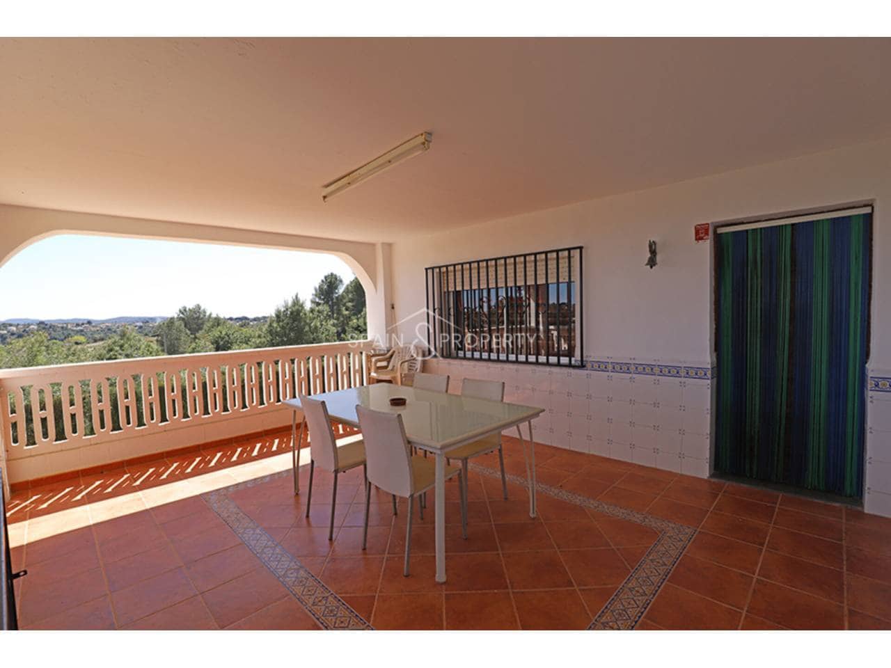 Chalet de 3 habitaciones en Montserrat en venta con piscina garaje - 220.000 € (Ref: 9782892)