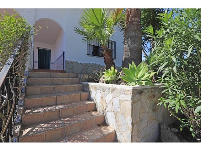 3 soverom Villa til salgs i Montserrat med svømmebasseng garasje - € 220 000 (Ref: 9782892)