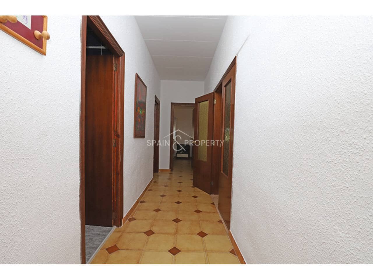 Chalet de 3 habitaciones en Montserrat en venta con piscina garaje - 220.000 € (Ref: 9782892)