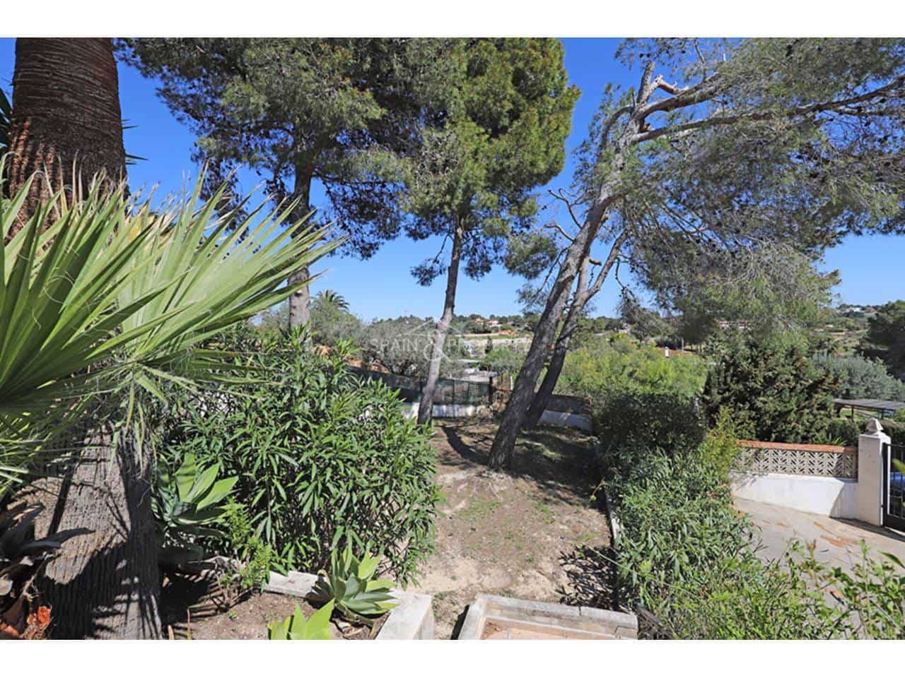 Chalet de 3 habitaciones en Montserrat en venta con piscina garaje - 220.000 € (Ref: 9782892)