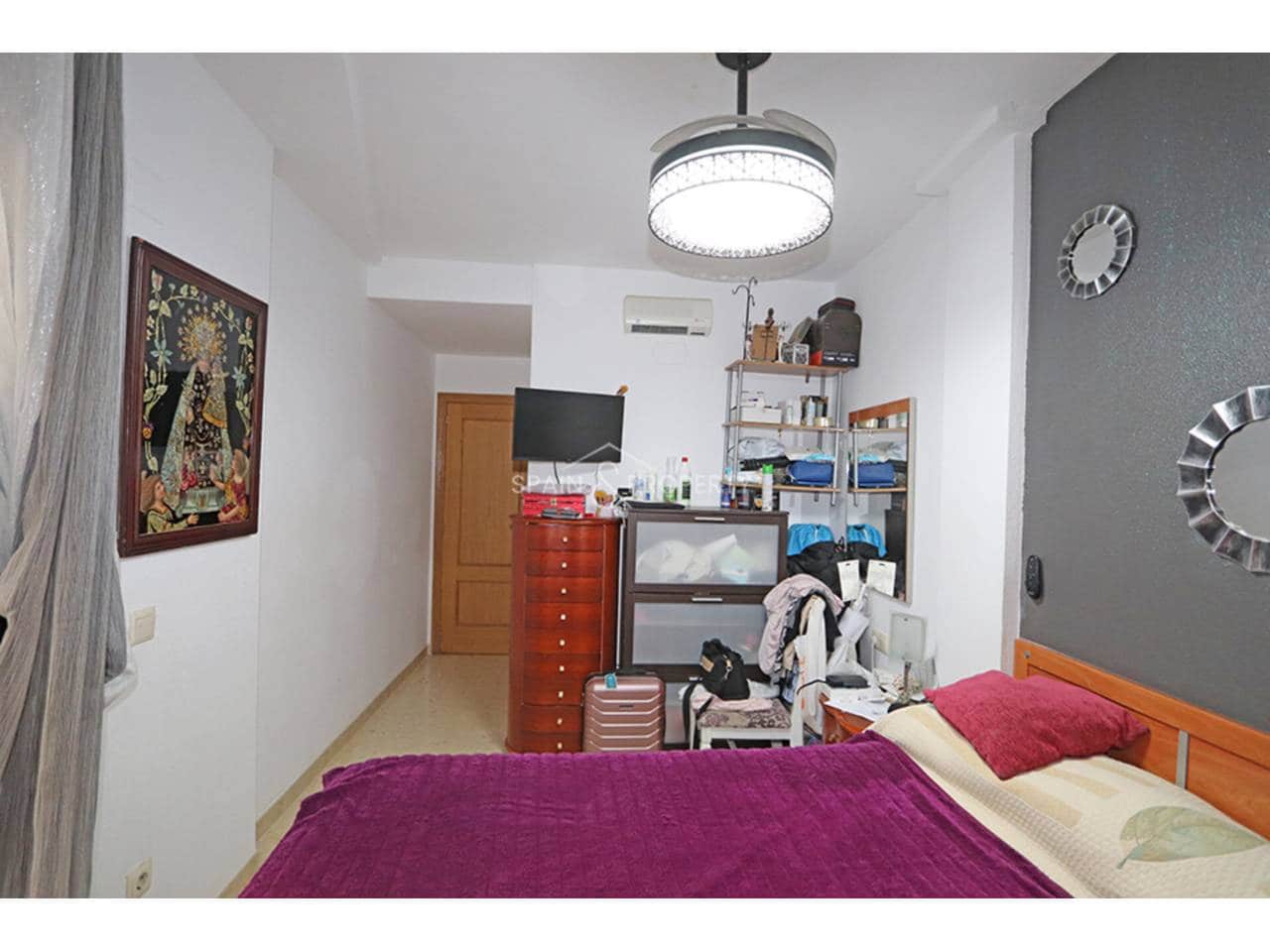 6 soveværelse Lejlighed til salg i Montserrat med garage - € 185.000 (Ref: 9788070)