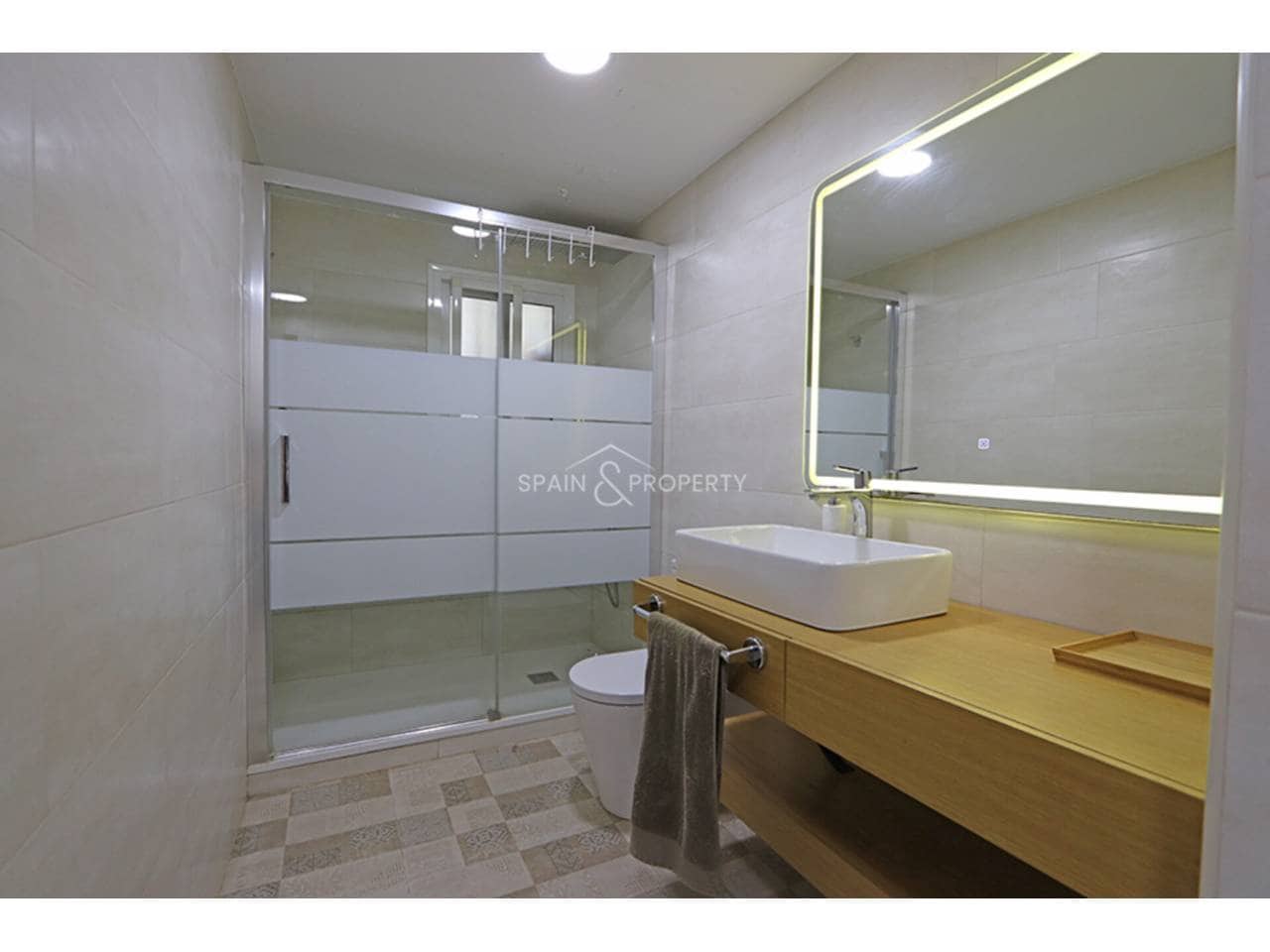 2 sovrum Finca/Hus på landet till salu i Torrent med pool - 349 000 € (Ref: 9788071)