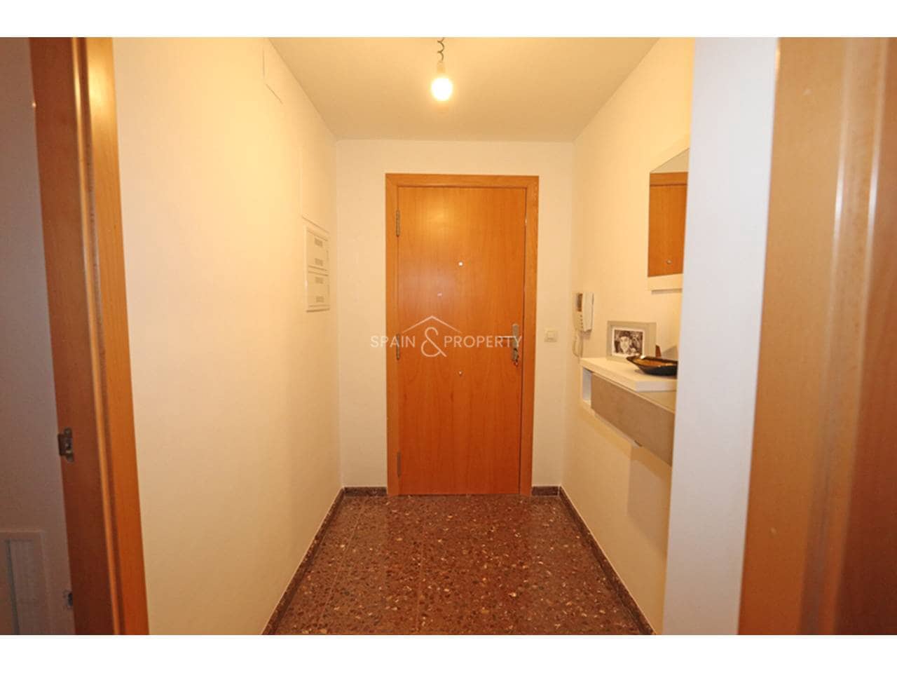 3 slaapkamer Flat te koop in Montroy met garage - € 165.000 (Ref: 9793843)