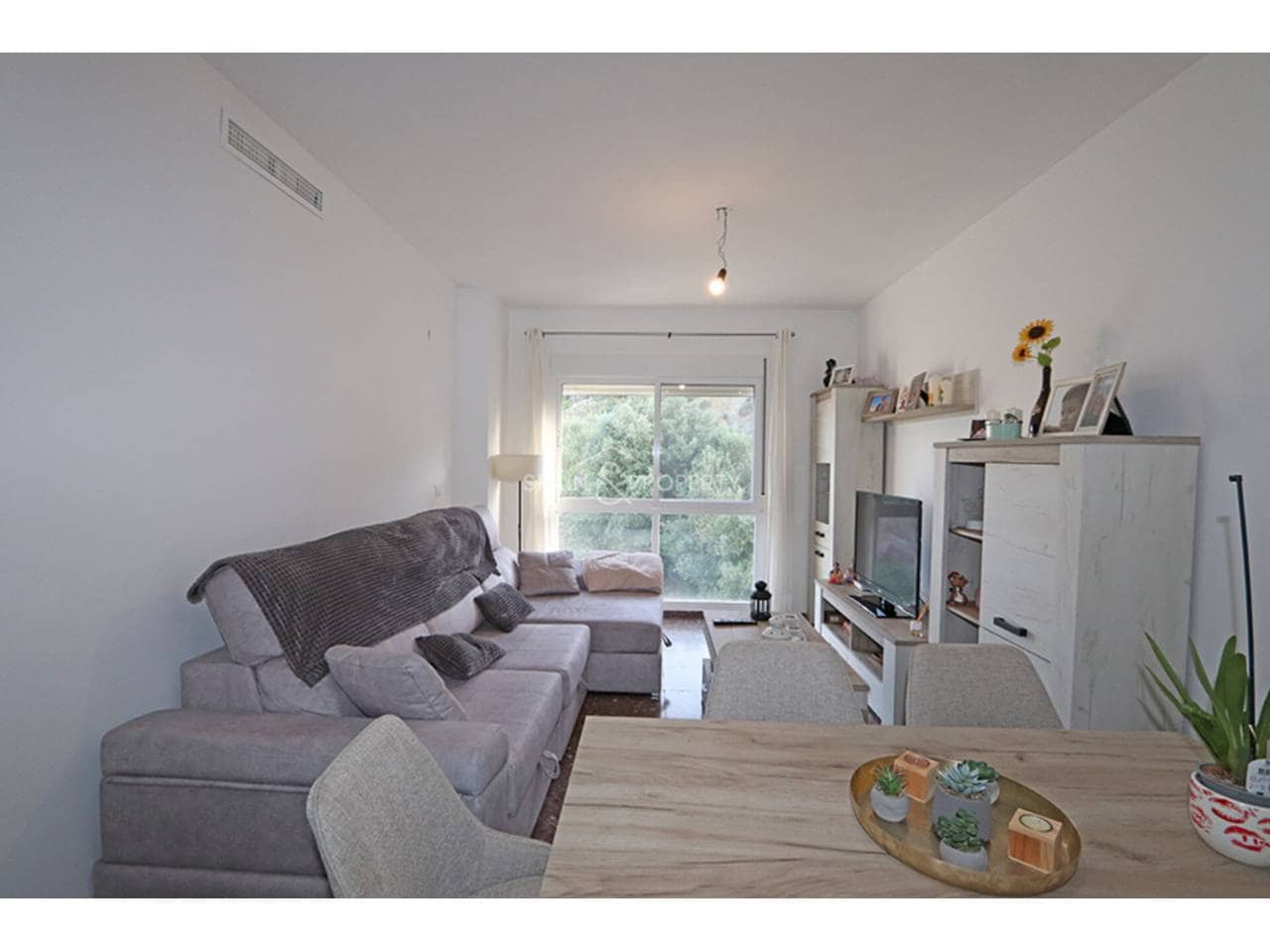 3 slaapkamer Flat te koop in Montroy met garage - € 165.000 (Ref: 9793843)