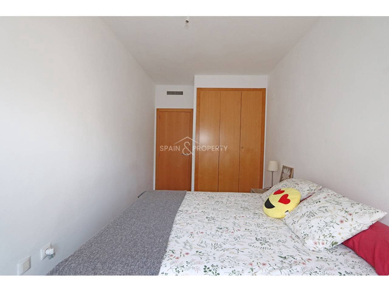 3 slaapkamer Flat te koop in Montroy met garage - € 165.000 (Ref: 9793843)