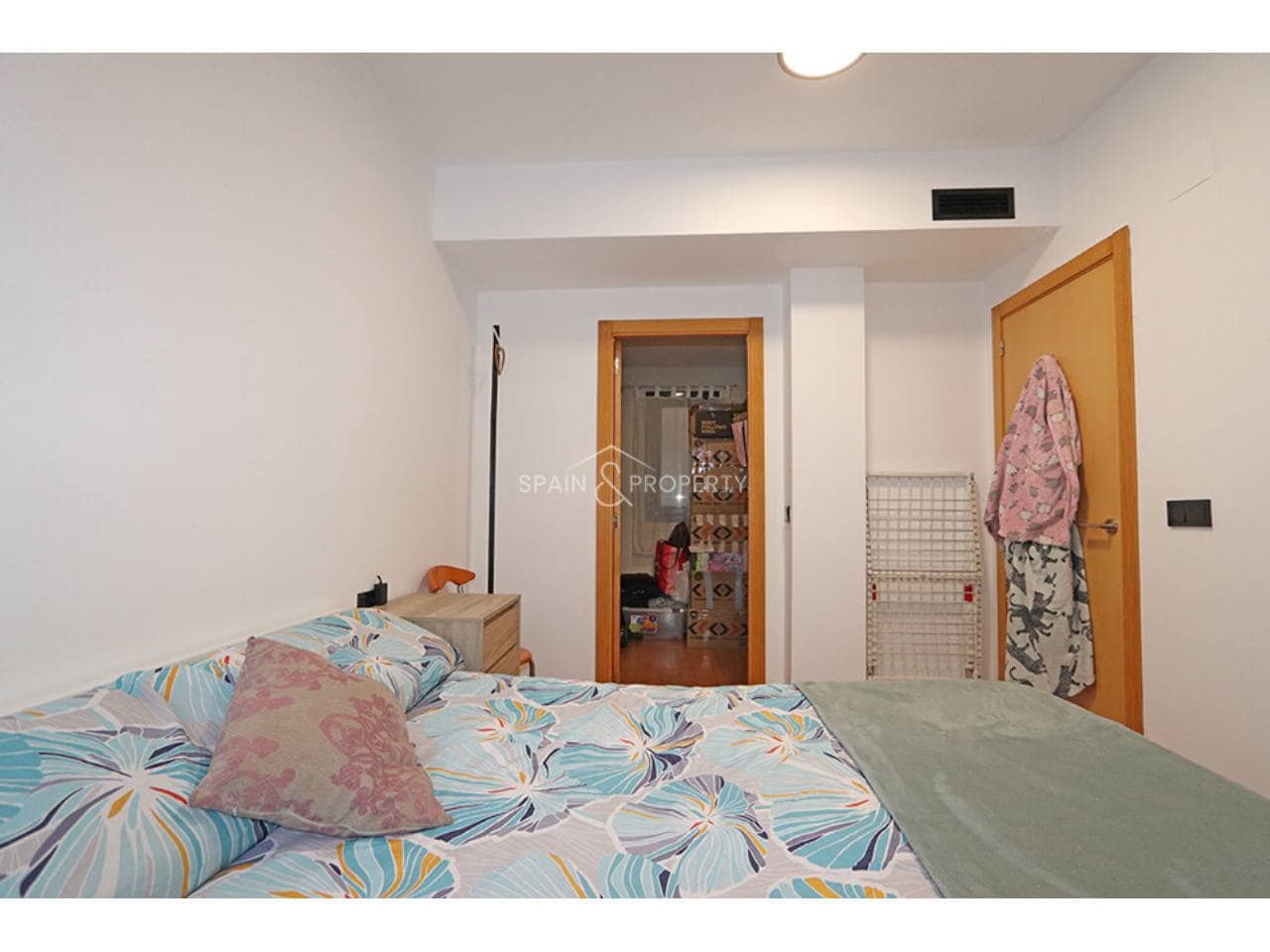 2 soveværelse Lejlighed til salg i Montserrat med swimmingpool garage - € 175.000 (Ref: 9883875)