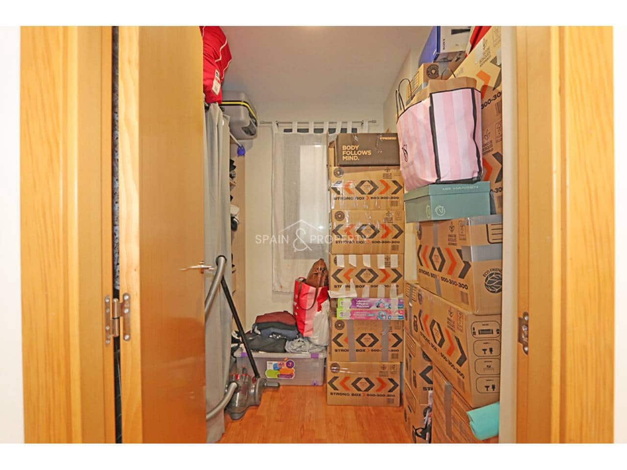 2 soveværelse Lejlighed til salg i Montserrat med swimmingpool garage - € 175.000 (Ref: 9883875)