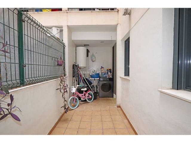 2 soveværelse Lejlighed til salg i Montserrat med swimmingpool garage - € 175.000 (Ref: 9883875)