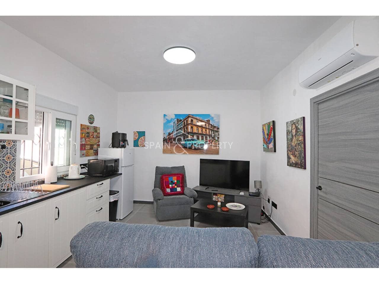 10 bedroom Townhouse for sale in Montroy - € 272,000 (Ref: 9891137)