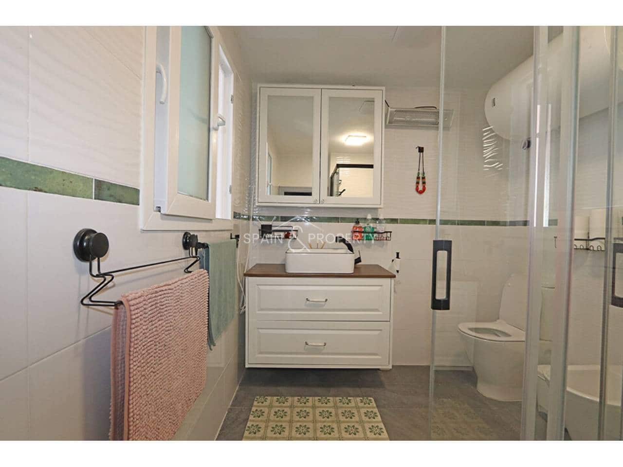 10 bedroom Townhouse for sale in Montroy - € 272,000 (Ref: 9891137)