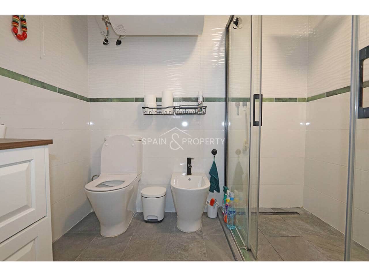 10 bedroom Townhouse for sale in Montroy - € 272,000 (Ref: 9891137)