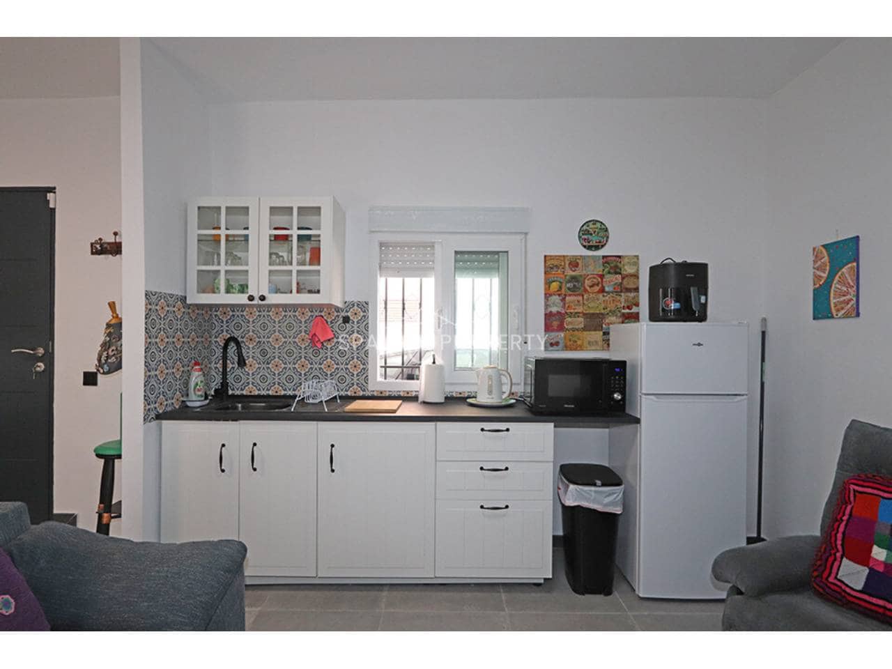 10 bedroom Townhouse for sale in Montroy - € 272,000 (Ref: 9891137)