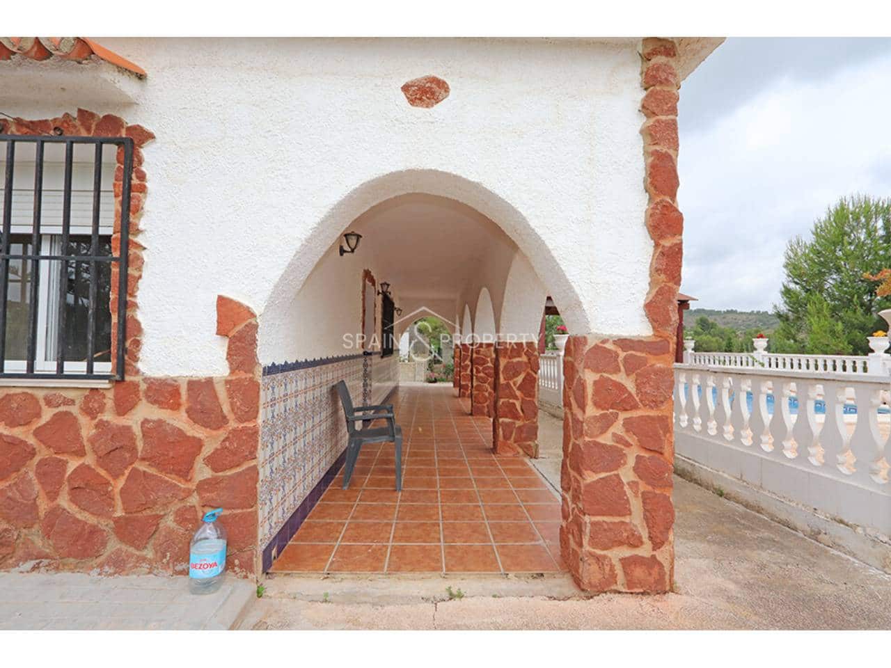 3 bedroom Villa for sale in Montroy with pool - € 249,000 (Ref: 9895659)
