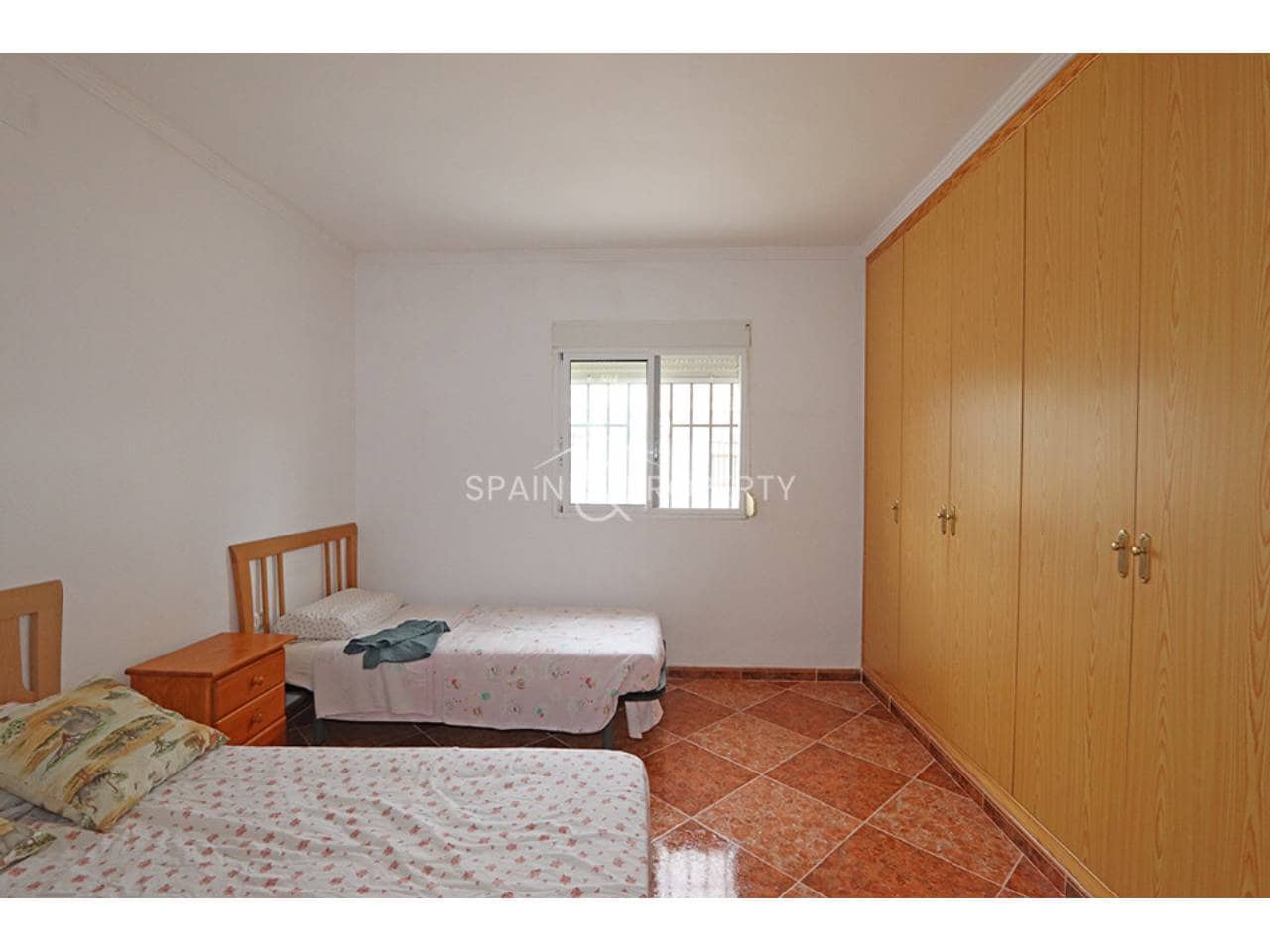 3 bedroom Villa for sale in Montroy with pool - € 249,000 (Ref: 9895659)