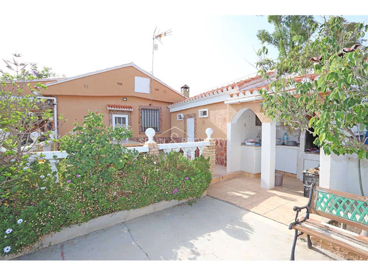 4 Zimmer Finca/Landgut zu verkaufen in Montroy mit Pool Garage - 210.000 € (Ref: 9921583)