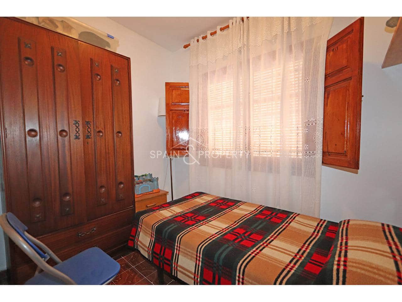 3 chambre Villa/Maison à vendre à Montserrat avec piscine garage - 169 000 € (Ref: 9928630)