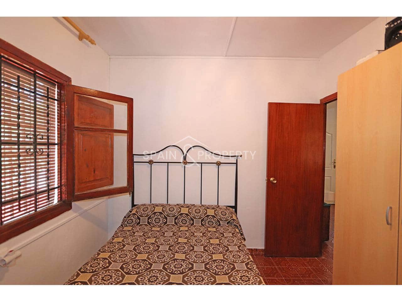 3 chambre Villa/Maison à vendre à Montserrat avec piscine garage - 169 000 € (Ref: 9928630)