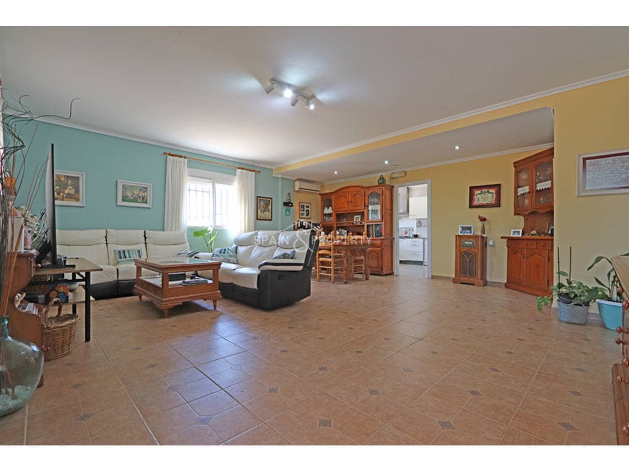 4 soveværelse Villa til salg i Montroy med swimmingpool garage - € 245.000 (Ref: 9949059)