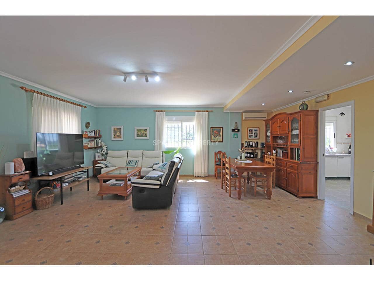 4 soveværelse Villa til salg i Montroy med swimmingpool garage - € 245.000 (Ref: 9949059)