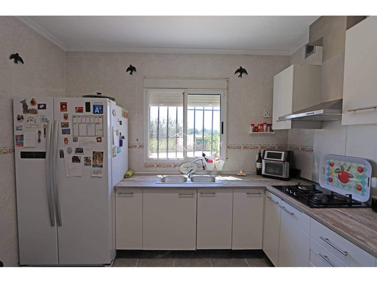 4 soveværelse Villa til salg i Montroy med swimmingpool garage - € 245.000 (Ref: 9949059)