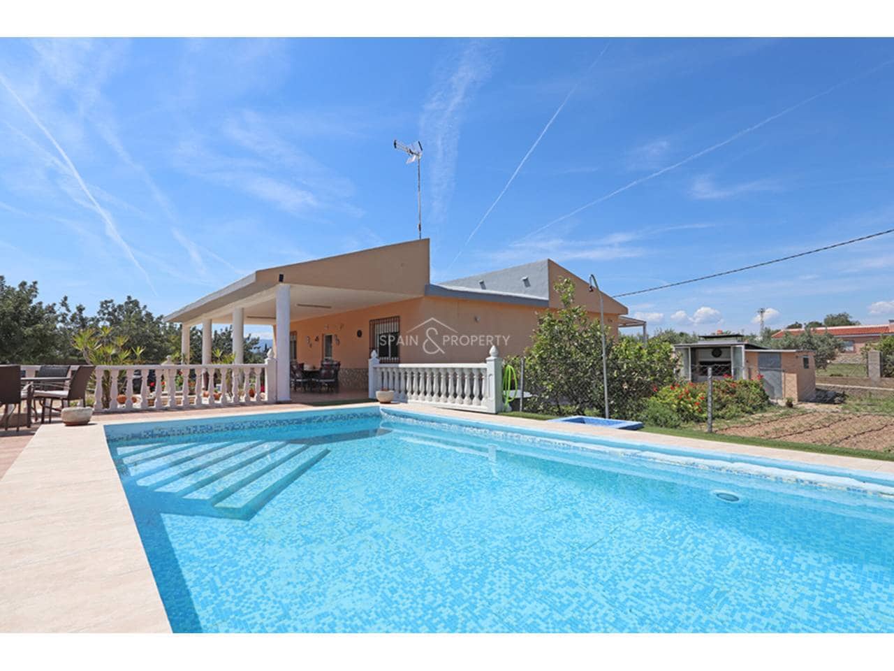 4 soveværelse Villa til salg i Montroy med swimmingpool garage - € 245.000 (Ref: 9949059)