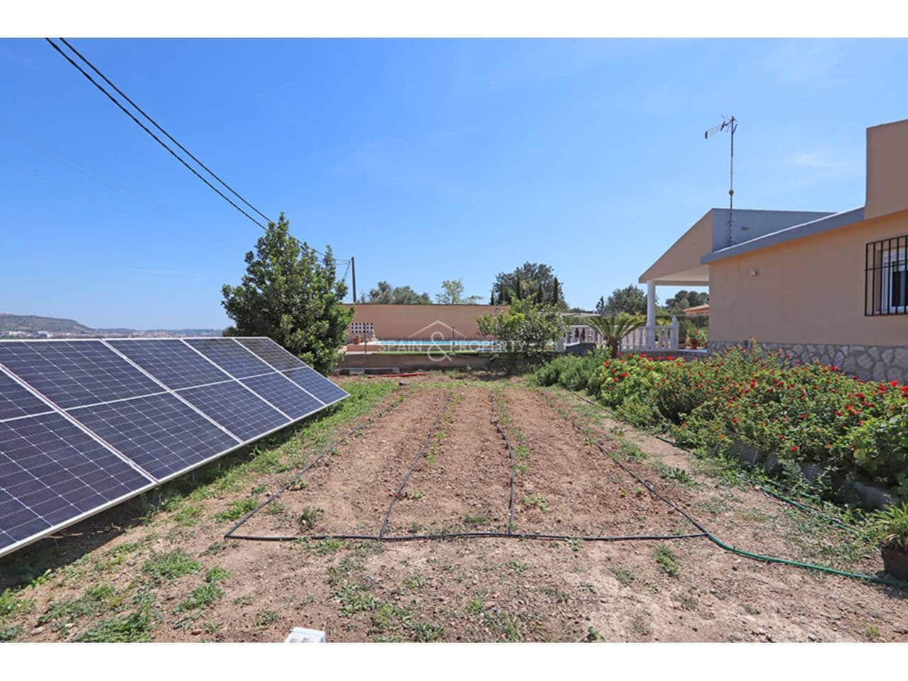 4 soveværelse Villa til salg i Montroy med swimmingpool garage - € 245.000 (Ref: 9949059)