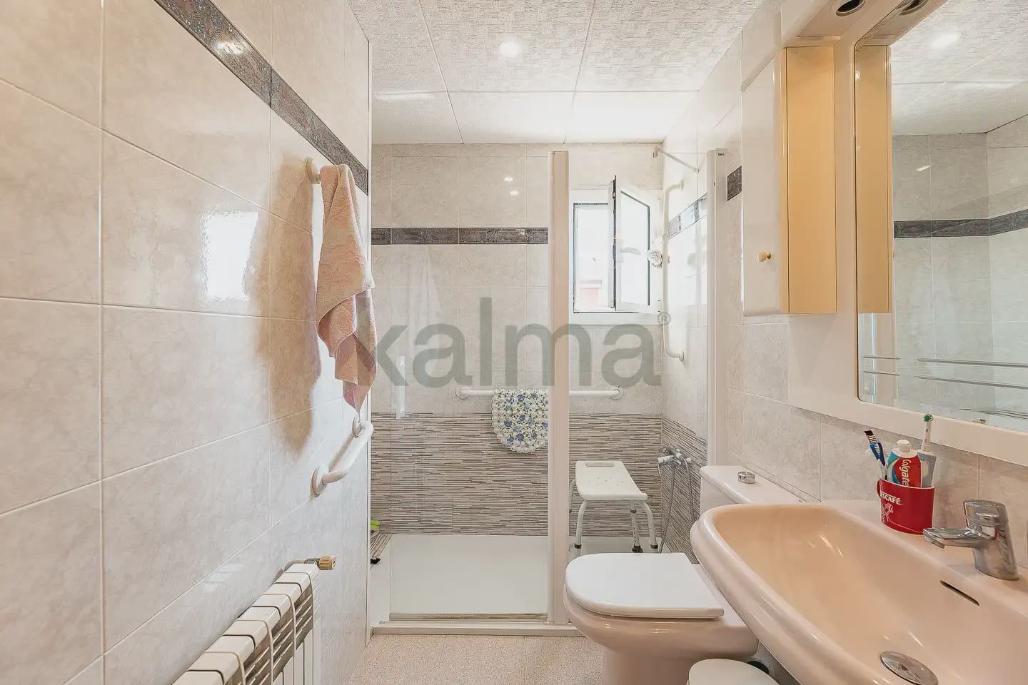 4 slaapkamer Flat te koop in Gava - € 370.477 (Ref: 10000609)