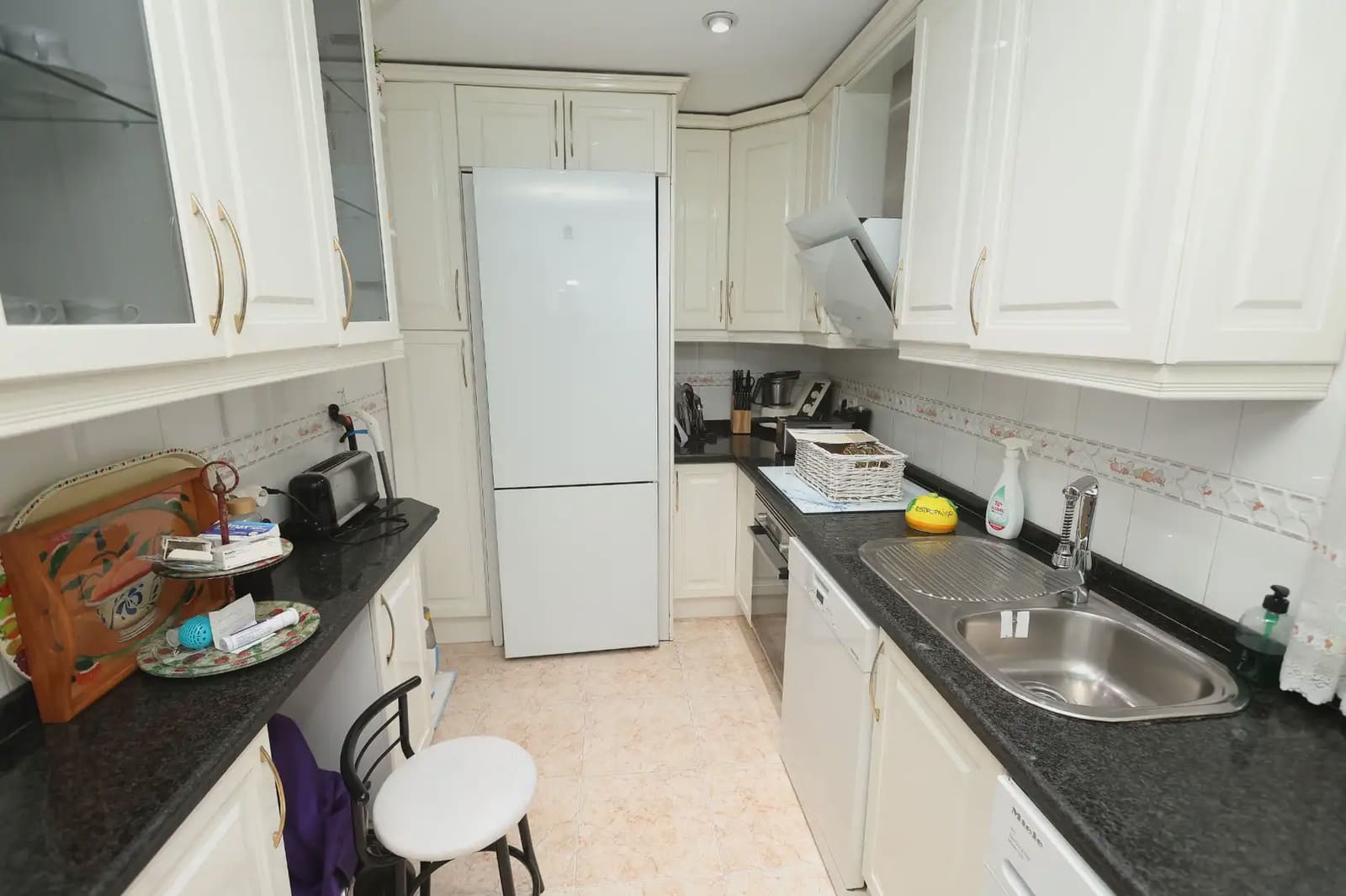 Piso de 4 habitaciones en Sevilla ciudad en venta - 338.001 € (Ref: 10002386)