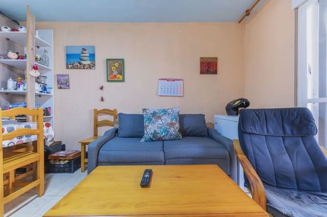 2 sypialnia Mieszkanie na sprzedaż w La Manga del Mar Menor - 79 928 € (Ref: 10021585)