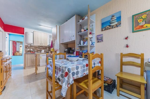 2 sypialnia Mieszkanie na sprzedaż w La Manga del Mar Menor - 79 928 € (Ref: 10021585)