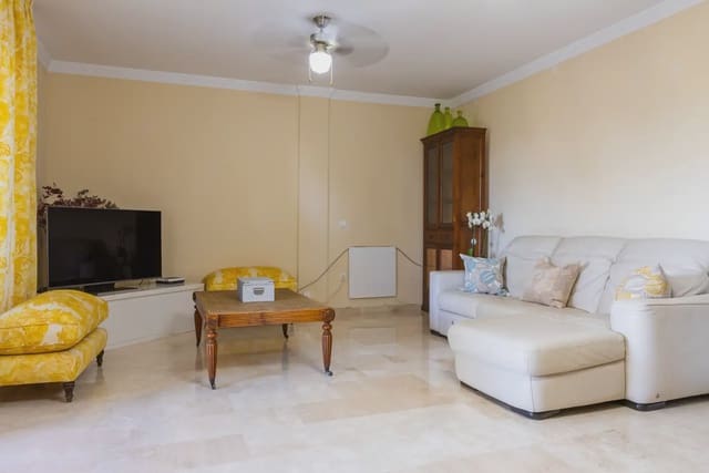 2 bedroom Flat for sale in Santa María, Marbella with pool garage - € 442,808 (Ref: 10023025)