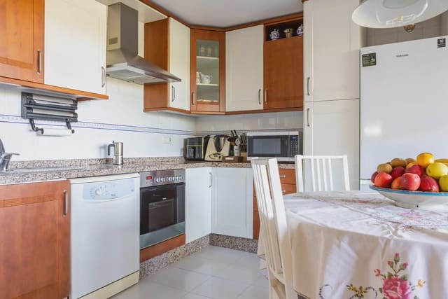 2 bedroom Flat for sale in Santa María, Marbella with pool garage - € 442,808 (Ref: 10023025)