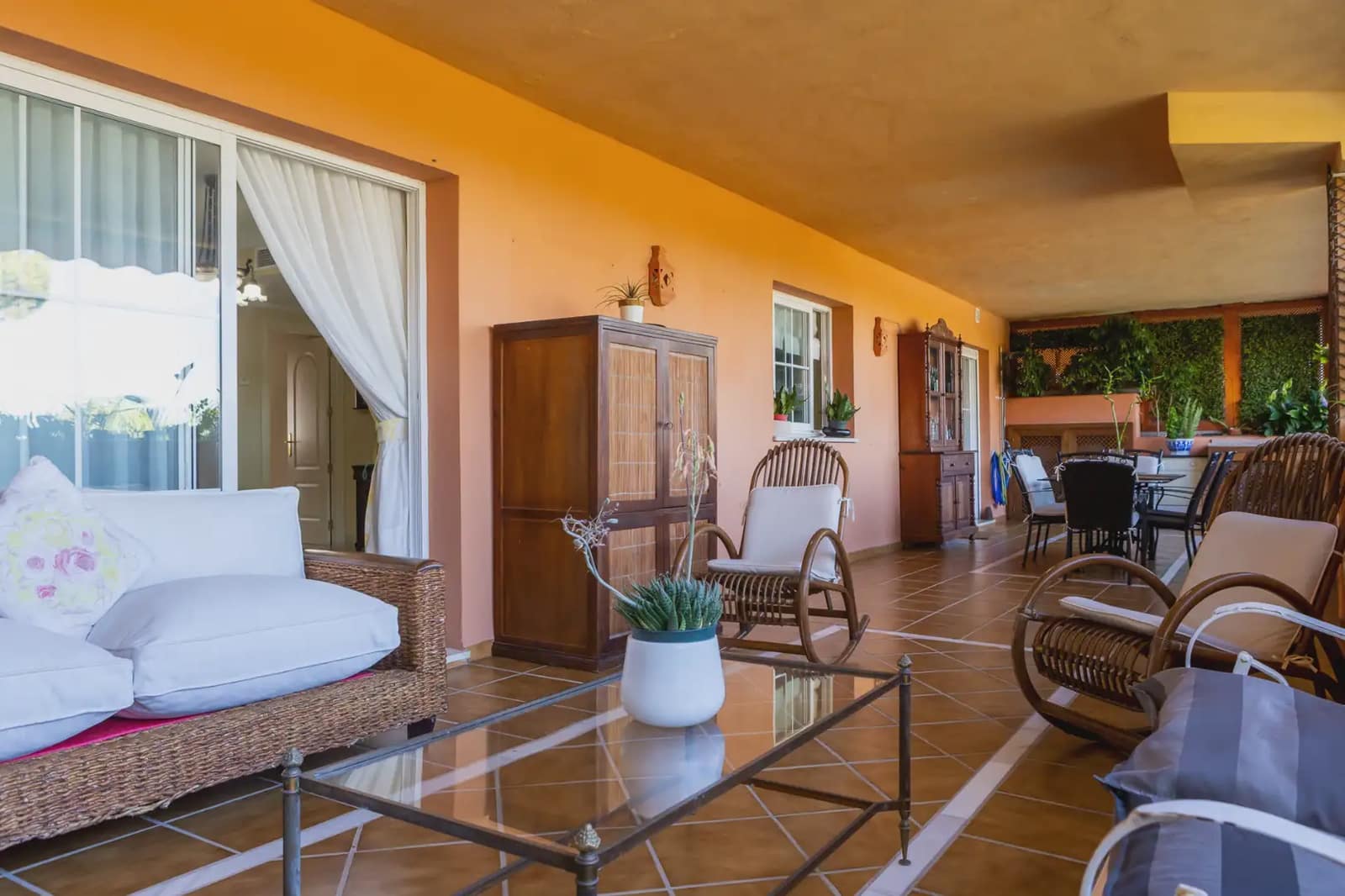 2 bedroom Flat for sale in Marbella with pool garage - € 442,808 (Ref: 10023025)